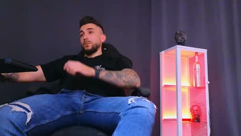 MightyAaron online show from 22, 2, 2025