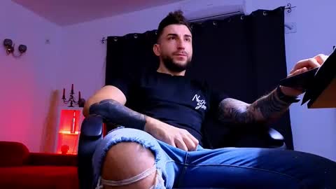 MightyAaron online show from 26, 10, 2025