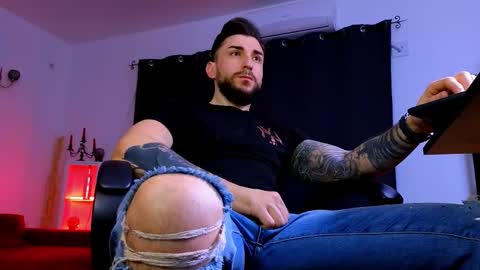 MightyAaron online show from 3, 3, 2026