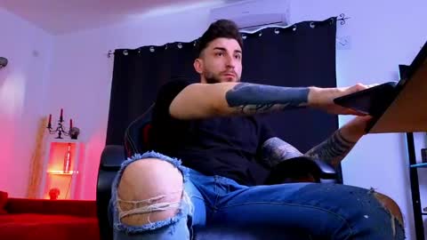 MightyAaron online show from 13, 4, 2026