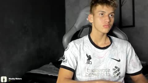 Miguel Hernandez online show from 4, 12, 2024