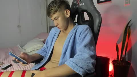 Miguel Hernandez online show from 31, 1, 2025