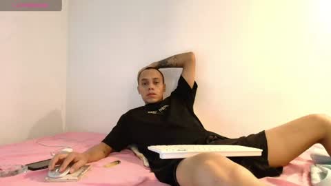 Snapshot of miguelangel_996 chatting on 26, 7, 2026 miguel angel online show from 26, 7, 2026
