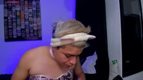 MihaAdamss online show from 7, 1, 2026