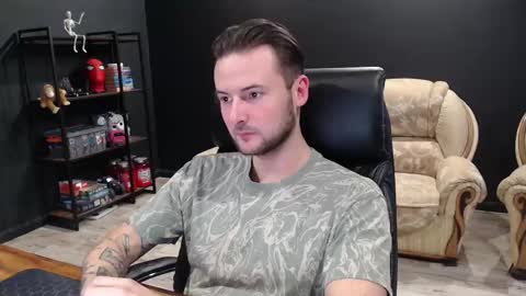 Snapshot of mihasikd chatting on 2, 11, 2025 Misha Winchester online show from 2, 11, 2025