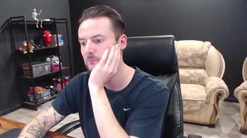 Snapshot of mihasikd chatting on 13, 11, 2025 Misha Winchester online show from 13, 11, 2025