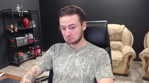 Snapshot of mihasikd chatting on 21, 11, 2025 Misha Winchester online show from 21, 11, 2025