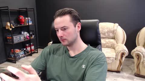 Misha Winchester online show from 1, 2, 2026