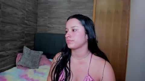 Snapshot of miia_belll chatting on 7, 7, 2026 Mia online show from 7, 7, 2026