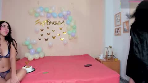  Mia  Gema curly online show from 21, 11, 2025