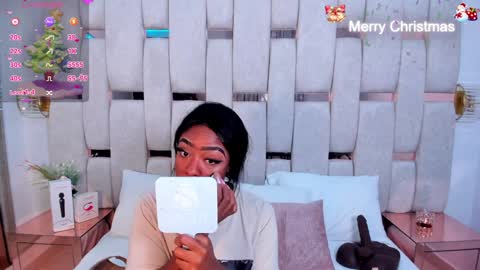 Snapshot of miia_schwarz chatting on 16, 12, 2024 Miia Schwarz online show from 16, 12, 2024