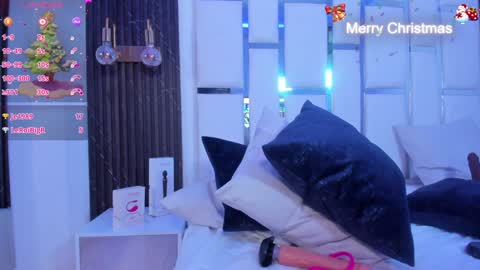 Snapshot of miia_schwarz chatting on 24, 12, 2024 Miia Schwarz online show from 24, 12, 2024