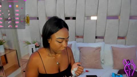 Snapshot of miia_schwarz chatting on 18, 1, 2025 Miia Schwarz online show from 18, 1, 2025