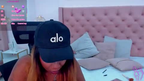 Snapshot of miia_schwarz chatting on 14, 9, 2025 Miia Schwarz online show from 14, 9, 2025