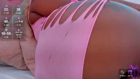 Snapshot of miia_schwarz chatting on 24, 9, 2025 Miia Schwarz online show from 24, 9, 2025