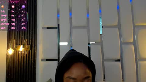 Snapshot of miia_schwarz chatting on 6, 10, 2025 Miia Schwarz online show from 6, 10, 2025