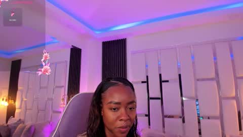 Snapshot of miia_schwarz chatting on 8, 11, 2025 Miia Schwarz online show from 8, 11, 2025