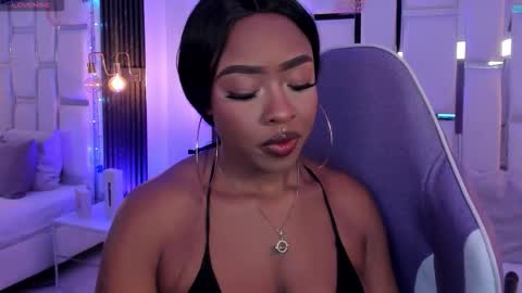 Snapshot of miia_schwarz chatting on 18, 12, 2025 Miia Schwarz online show from 18, 12, 2025