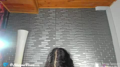 Snapshot of miia_zarate chatting on 26, 11, 2025 Ma - online show from 26, 11, 2025