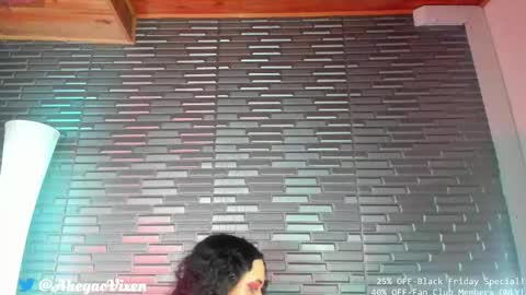 Snapshot of miia_zarate chatting on 27, 11, 2025 Ma - online show from 27, 11, 2025