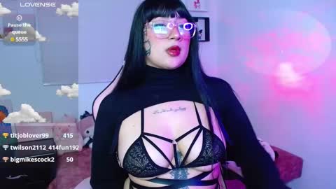 Snapshot of miila_a chatting on 8, 1, 2025 Mila  online show from 8, 1, 2025