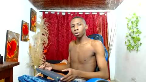 Snapshot of miilo18 chatting on 27, 2, 2026 milo online show from 27, 2, 2026