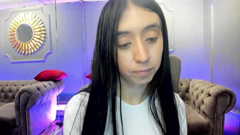 miilu  online show from 15, 2, 2025