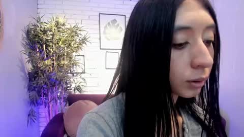 miilu  online show from 23, 2, 2025