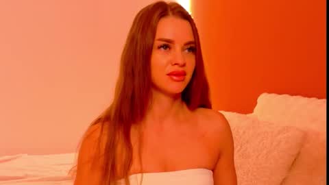 Amira online show from 17, 12, 2025