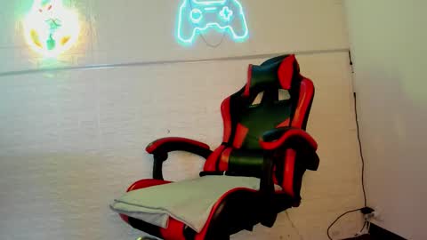 miiss_evaa online show from 8, 1, 2026