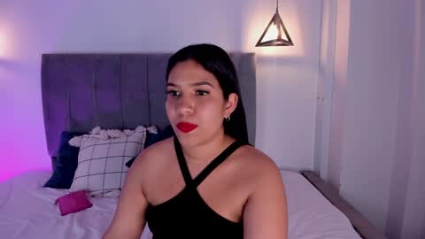 Snapshot of miiss_greyy chatting on 10, 2, 2025 miiss_greyy online show from 10, 2, 2025