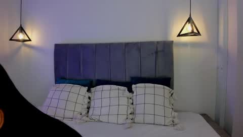 Snapshot of miiss_greyy chatting on 15, 2, 2025 miiss_greyy online show from 15, 2, 2025