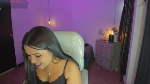 Snapshot of miiss_greyy chatting on 19, 9, 2025 miiss_greyy online show from 19, 9, 2025