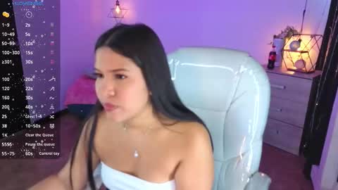 Snapshot of miiss_greyy chatting on 17, 10, 2025 miiss_greyy online show from 17, 10, 2025