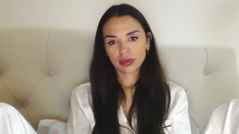 Snapshot of mika_gold7 chatting on 8, 9, 2025 Mika online show from 8, 9, 2025