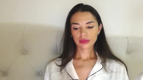 Snapshot of mika_gold7 chatting on 11, 9, 2025 Mika online show from 11, 9, 2025