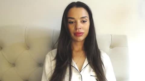 Snapshot of mika_gold7 chatting on 19, 9, 2025 Mika online show from 19, 9, 2025