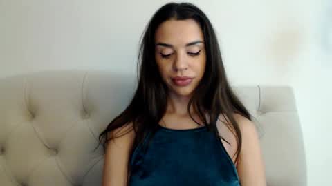 Snapshot of mika_gold7 chatting on 11, 11, 2025 Mika online show from 11, 11, 2025