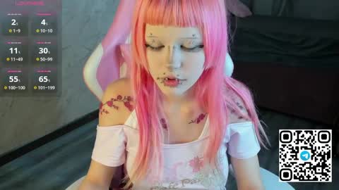 Mika online show from 10, 4, 2026