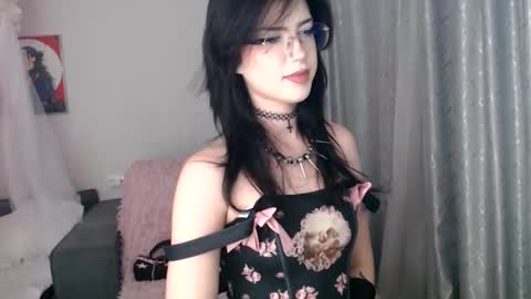 MikasaWaifu online show from 15, 9, 2025