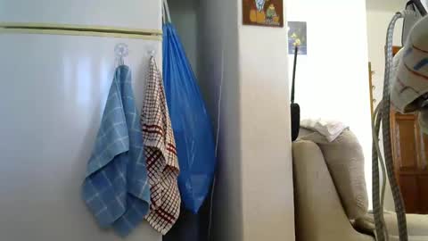 mike26051 online show from 13, 12, 2024