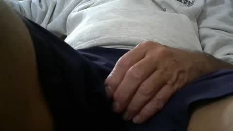 mike26051 online show from 13, 12, 2024