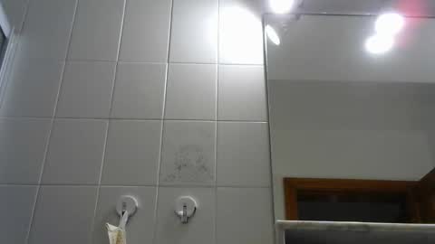 mike26051 online show from 23, 1, 2025