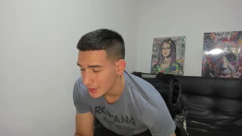 Snapshot of mike3xxx chatting on 14, 9, 2025 mike3xxx online show from 14, 9, 2025