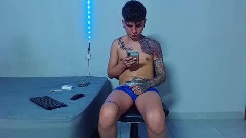 Snapshot of mike777jr chatting on 27, 11, 2025 Mike IMDEPENDIENT MODEL online show from 27, 11, 2025