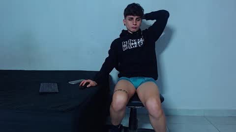 Snapshot of mike777jr chatting on 6, 1, 2026 Mike IMDEPENDIENT MODEL online show from 6, 1, 2026