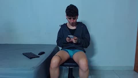 Snapshot of mike777jr chatting on 14, 1, 2026 Mike IMDEPENDIENT MODEL online show from 14, 1, 2026