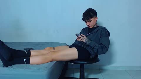 Snapshot of mike777jr chatting on 17, 1, 2026 Mike IMDEPENDIENT MODEL online show from 17, 1, 2026