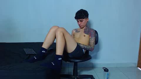 Snapshot of mike777jr chatting on 19, 2, 2026 Mike IMDEPENDIENT MODEL online show from 19, 2, 2026