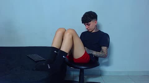 Snapshot of mike777jr chatting on 27, 2, 2026 Mike IMDEPENDIENT MODEL online show from 27, 2, 2026